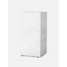 Столик plinth, высокий, белый мрамор каррара