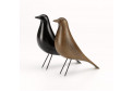 Деревянная птица Eames House Bird walnut Vitra